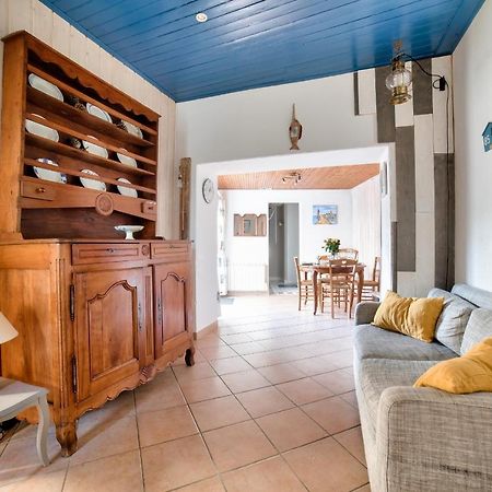 Jolie Maison Avec Cour Pour 5 Personnes 诺亚芒提亚 外观 照片