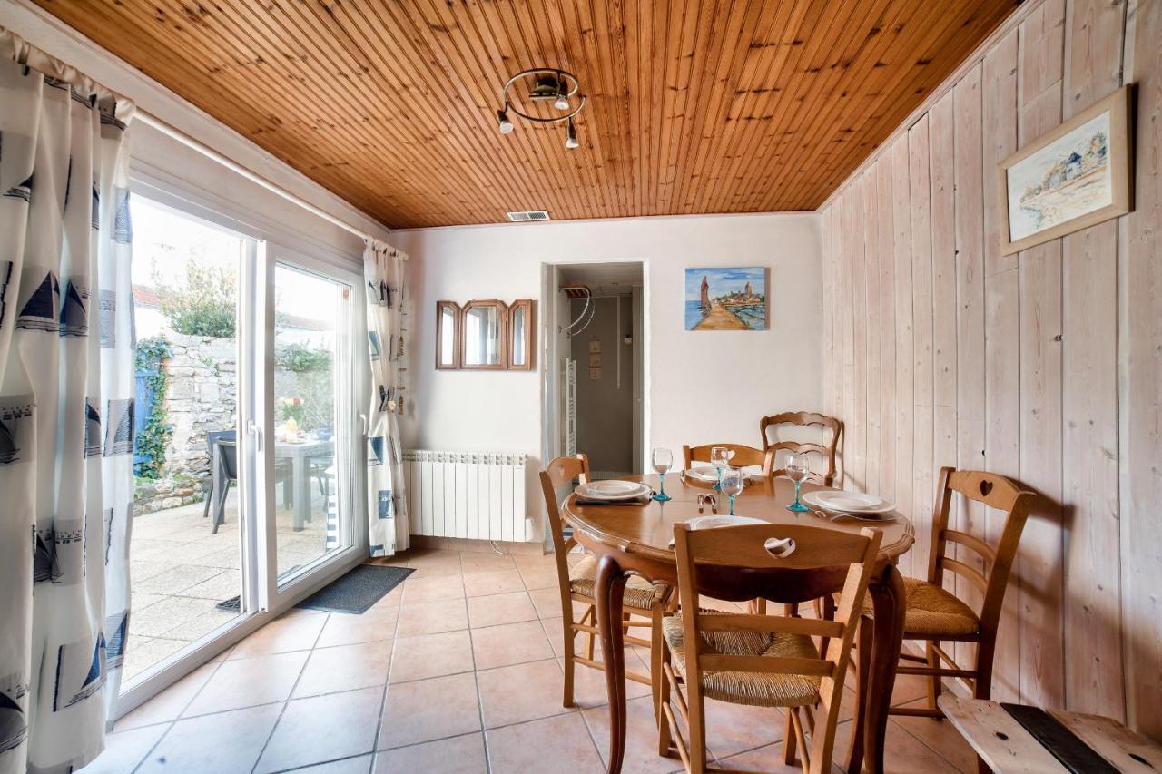 Jolie Maison Avec Cour Pour 5 Personnes 诺亚芒提亚 外观 照片
