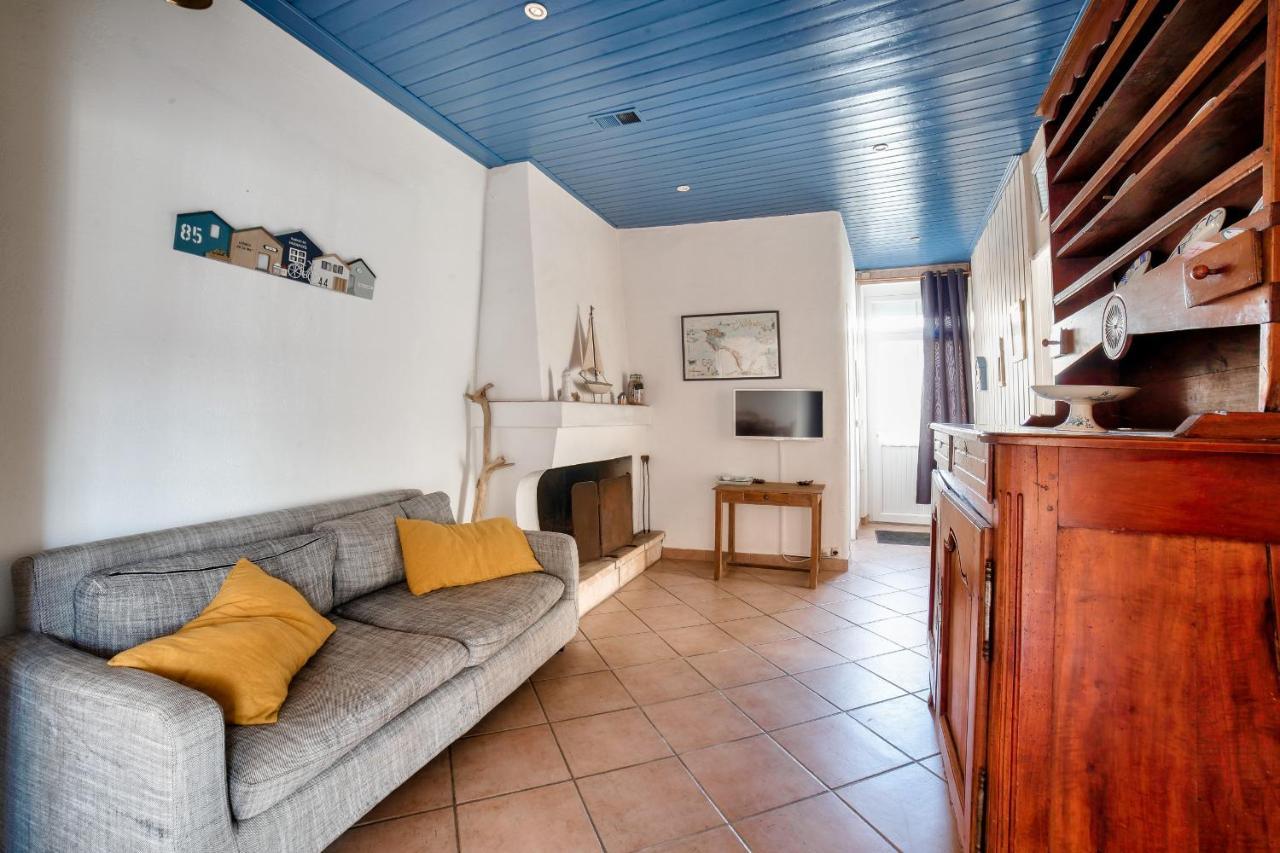 Jolie Maison Avec Cour Pour 5 Personnes 诺亚芒提亚 外观 照片