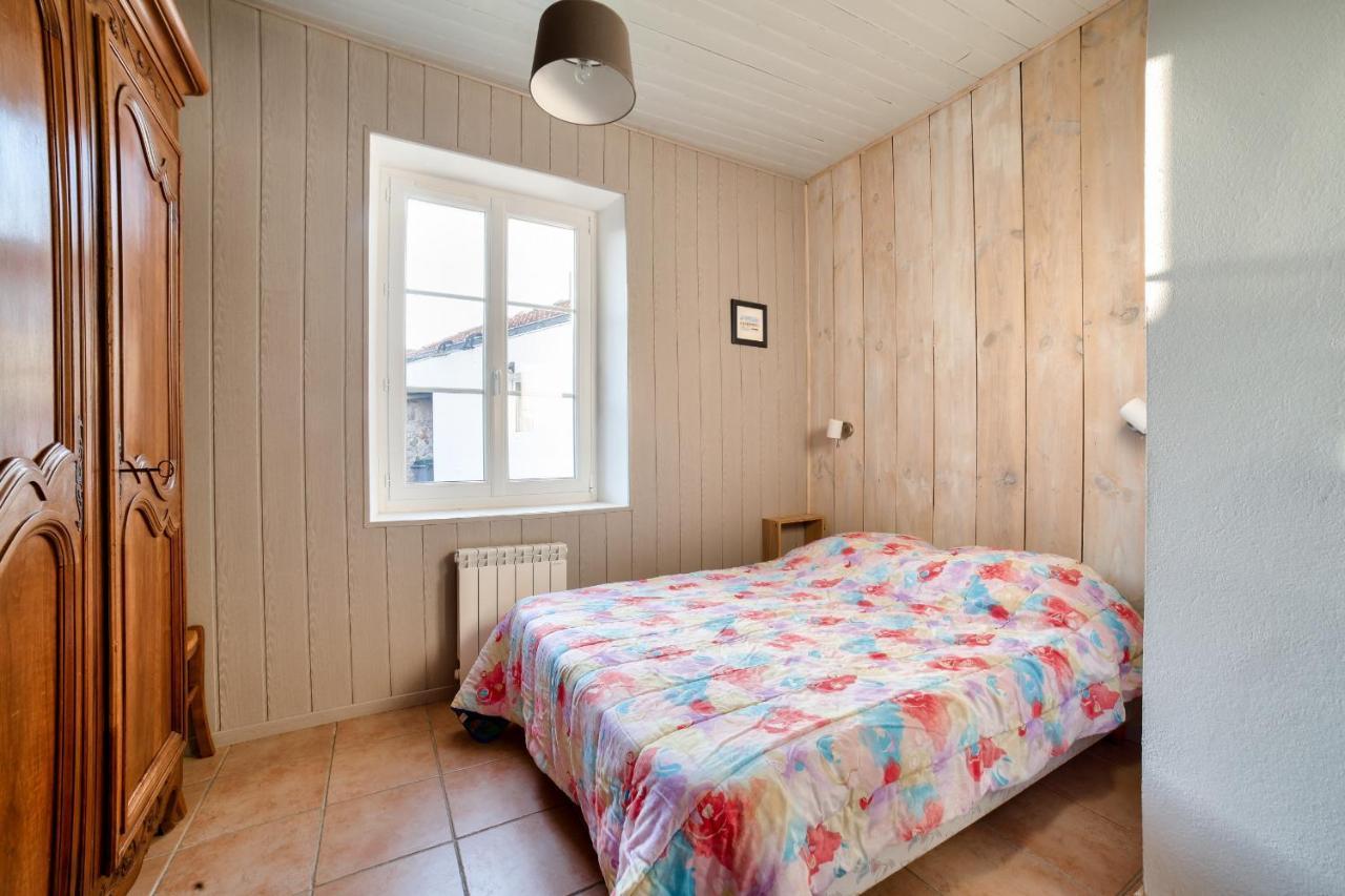 Jolie Maison Avec Cour Pour 5 Personnes 诺亚芒提亚 外观 照片